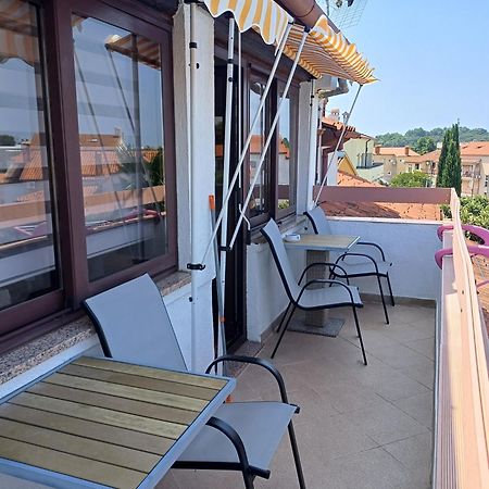 Odak APP Rovinj Bagian luar foto