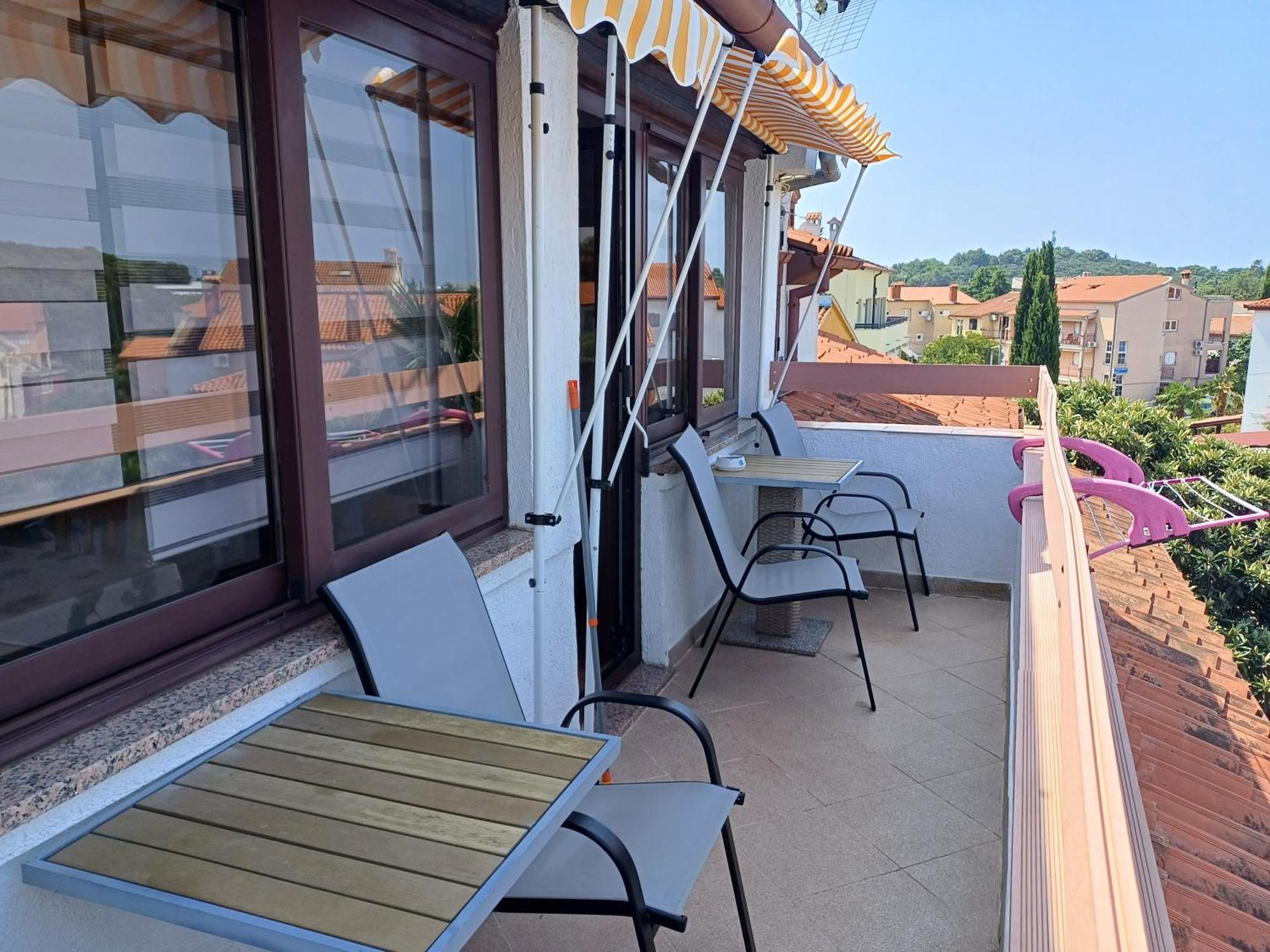 Odak APP Rovinj Bagian luar foto